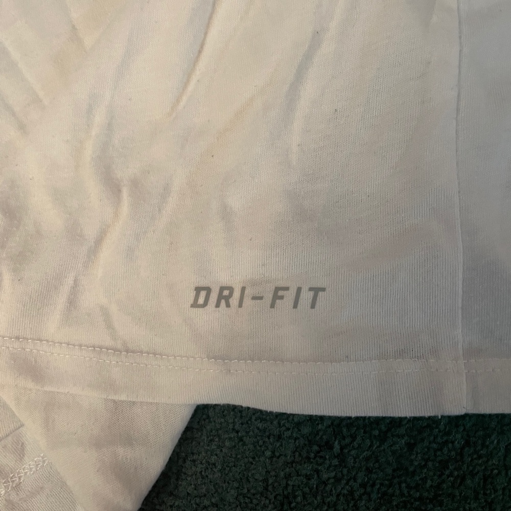 Nike SB T Shirt Size XL. Great Condition. - Picture 3 of 5